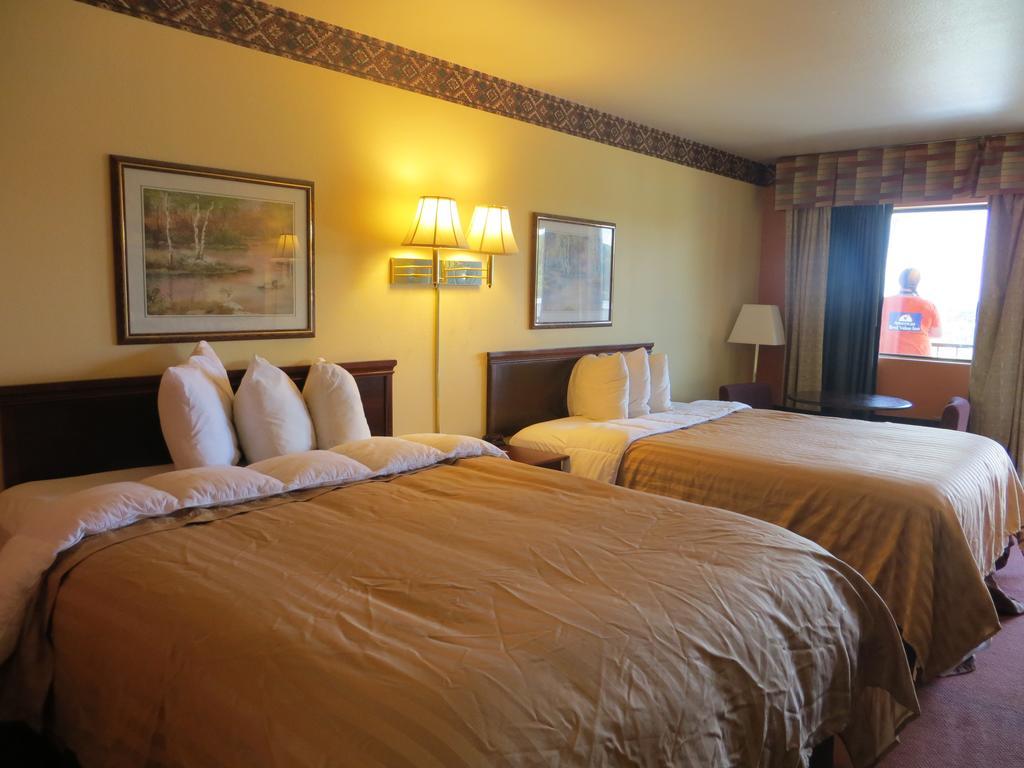 Americas Best Value Inn Ozark Kültér fotó