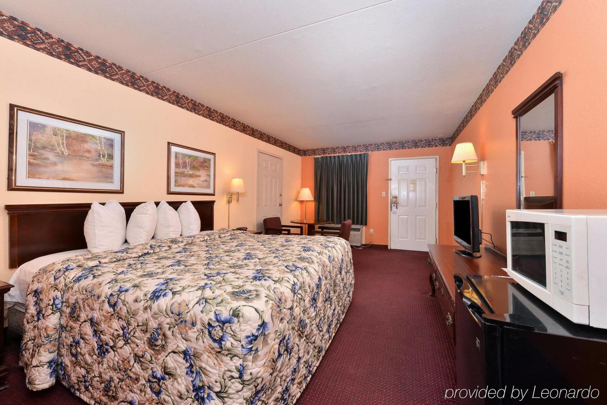 Americas Best Value Inn Ozark Kültér fotó