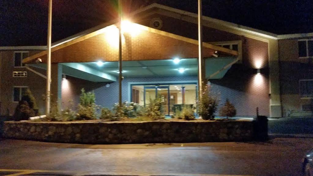 Americas Best Value Inn Ozark Kültér fotó